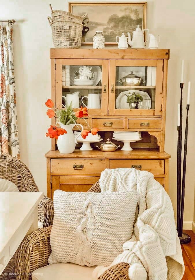 Vintage Hutch Farmhouse Decor Ideas