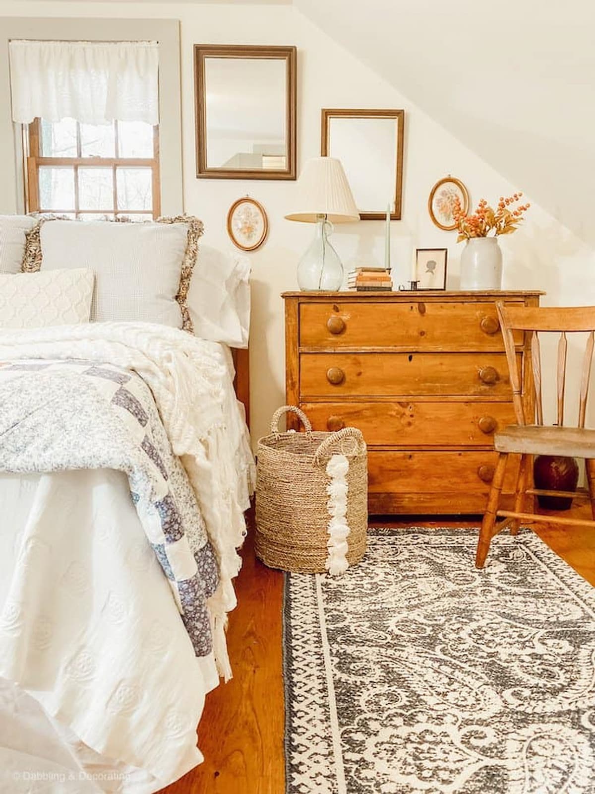 Room in Attic Truss: Quaint Bedroom Ideas