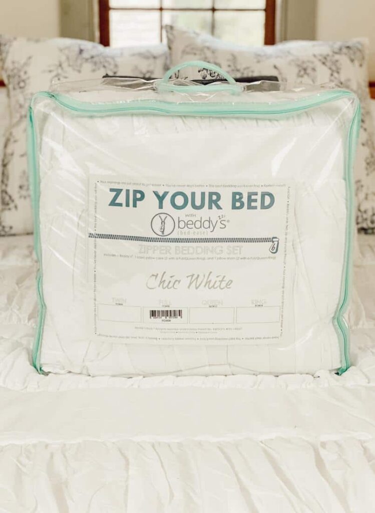 Zip Your Bed in Chic White on bed.