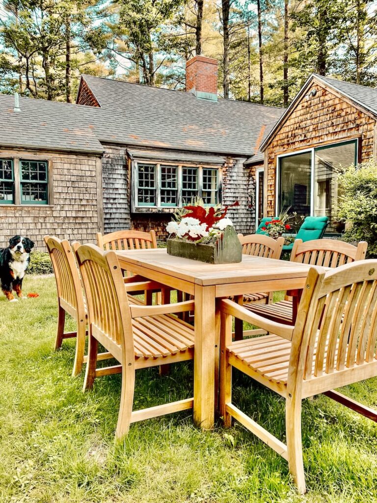 Simple wooden Toolbox Decorating Ideas on outdoor teak table.