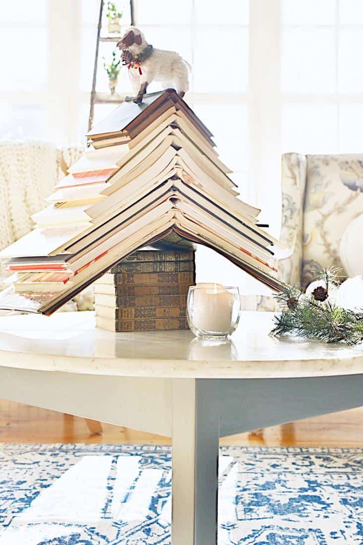 How to Arrange a Christmas Book Tree