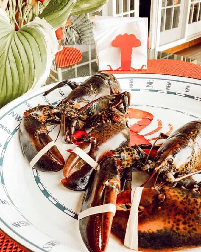 Simple Summer Lobster Tablescape