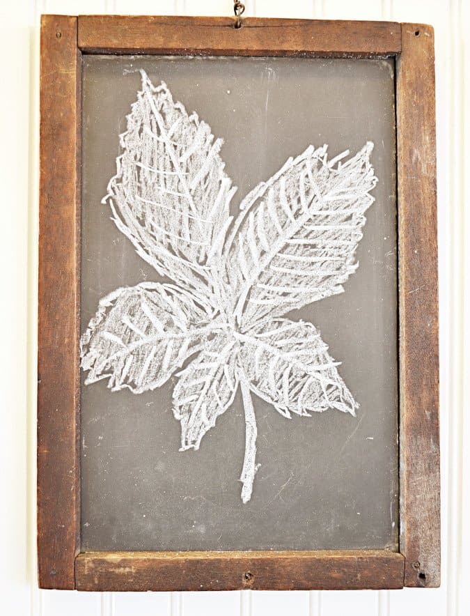Entryway Ideas with Antique Decor