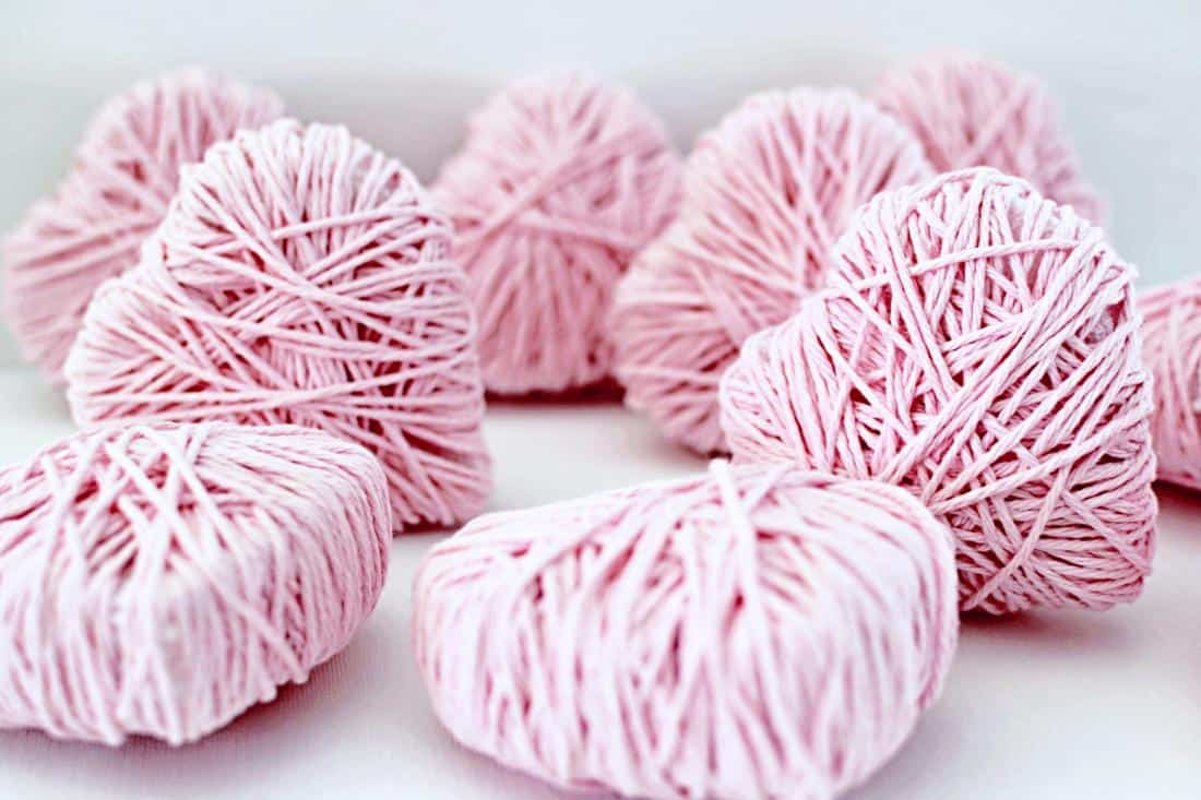 Crafty, DIY Heart Garland for Valentines Day