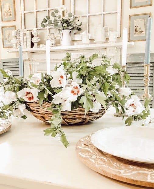 Simple Rose of Sharon Farmhouse Centerpiece