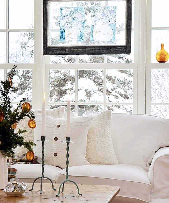 Simple Christmas Decor in the Sunroom.