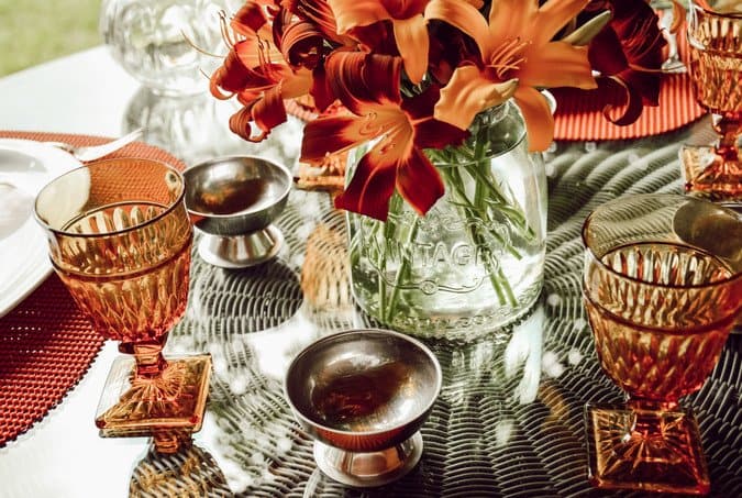 Simple Summer Lobster Tablescape