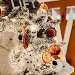 Christmas Tree with oranges and polar bears
