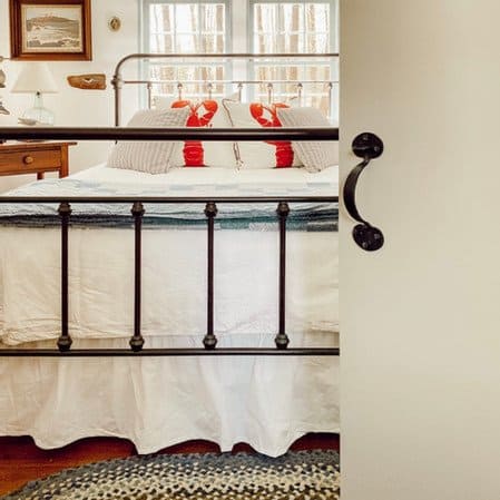 COASTAL COTTAGE STYLED BEDROOM