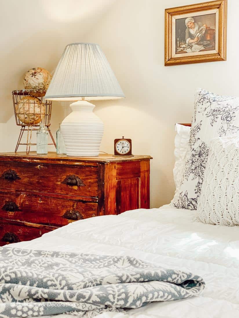 Attic truss Bedroom with cozy vintage charm.