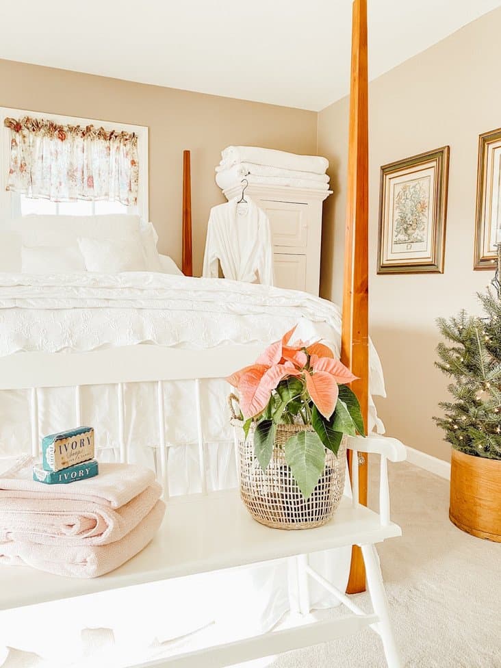 Holiday Bedroom Inspiration