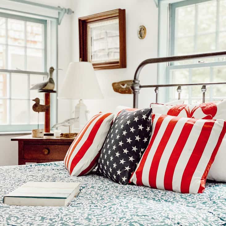 Decorating with Red, White, and Blue in the Guest Bedroom