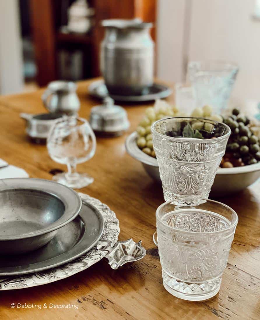 Decorating a Table with American Country Antiques