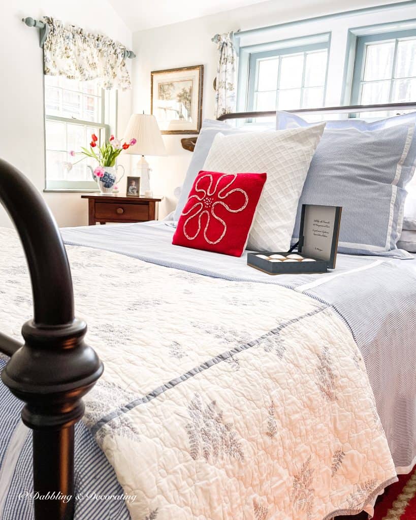 Seersucker bedding in coastal styled bedroom.