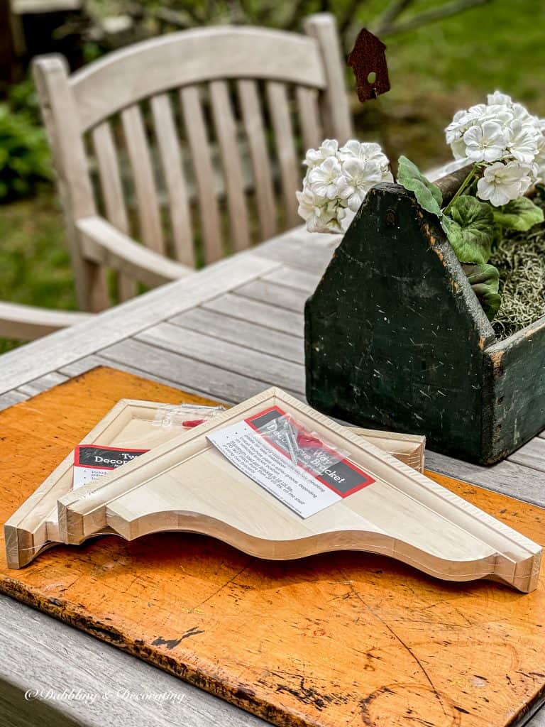 Wooden shelf holders