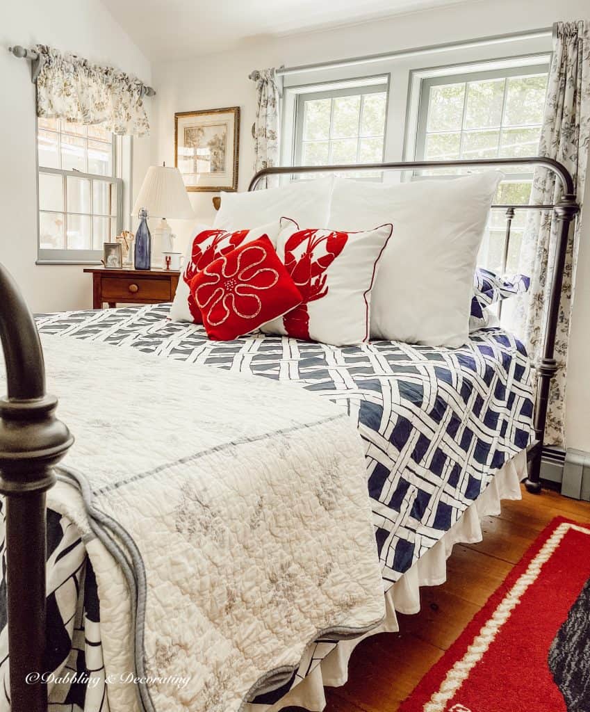 Patriotic Bedroom for when summer starts.