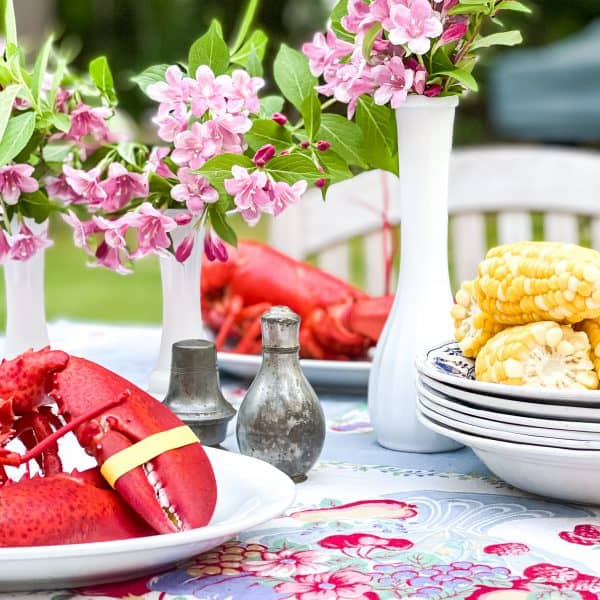 Outdoor Summer Lobster Table