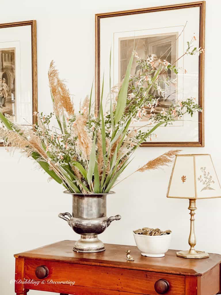 How to Arrange a Beautiful Bouquet of Roadside Weeds