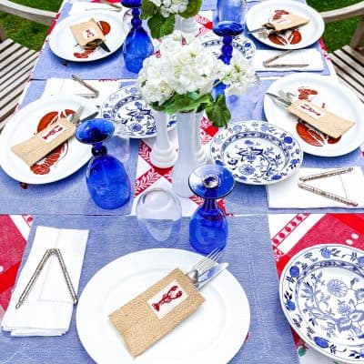 A Quick and Easy Rainy Day Lobster Table Setting
