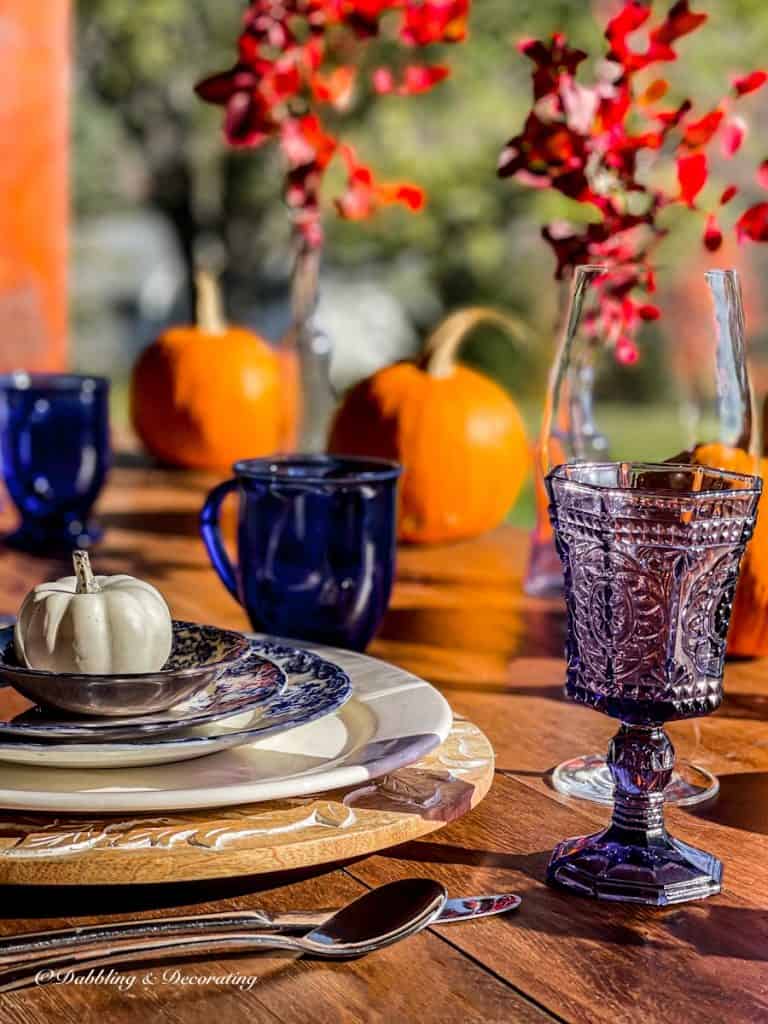 fall outdoor tablesetting