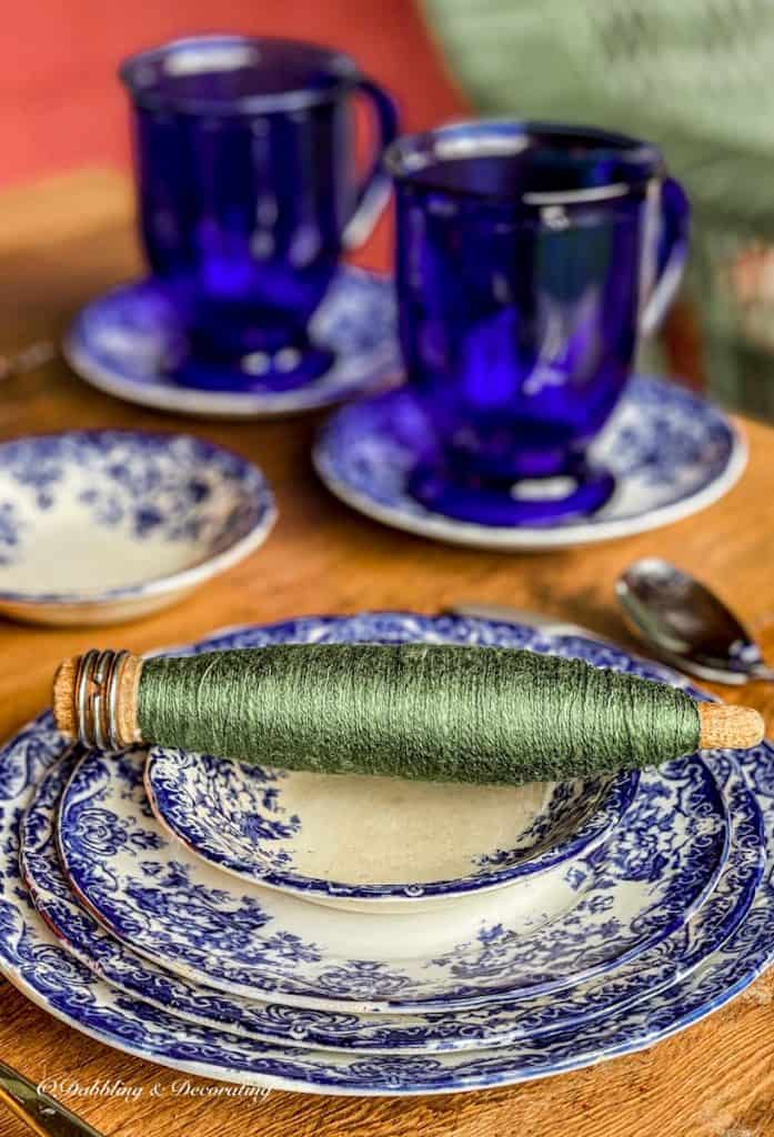 Vintage blue and white dishes new arrivals