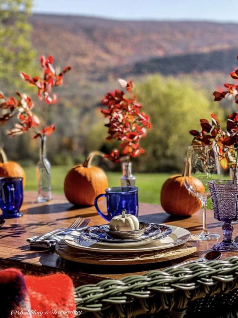 Fall Table Setting with Pumpkins