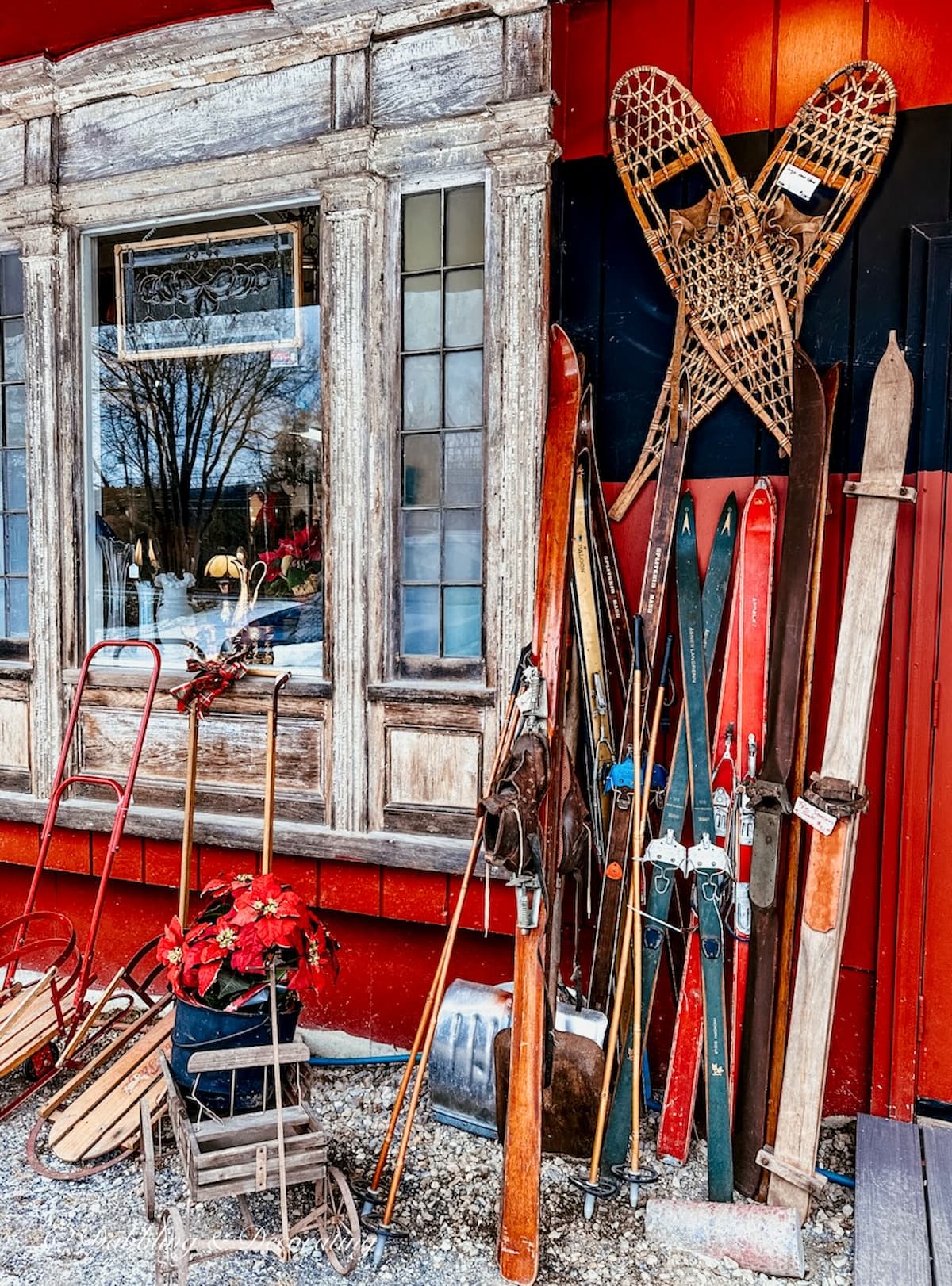 Vintage Skis for Decoration: How to Style Old Skis Indoors & Out