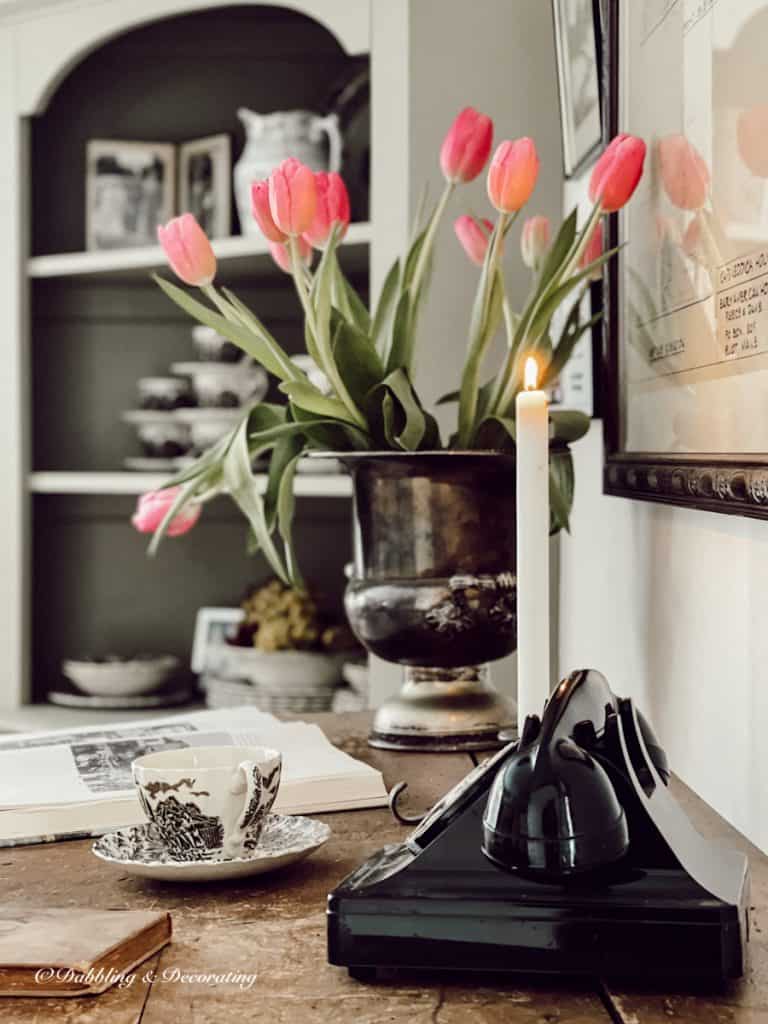 How a Penny Can Keep Tulips From Drooping