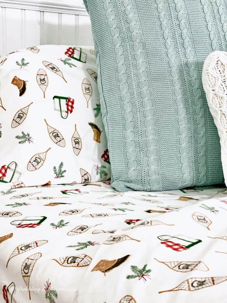 The Coziest Ski Lodge Bedding