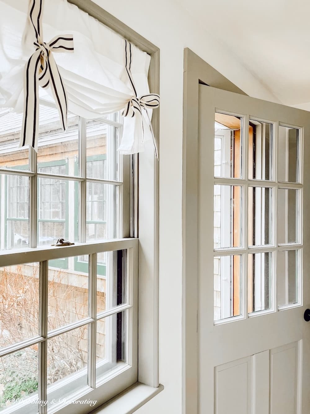 How to Hang TieUp Valance Curtains Dabbling & Decorating