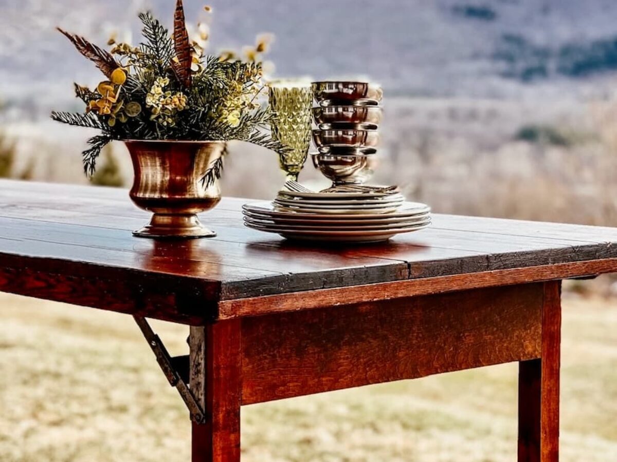 How to Refinish Wood Dining Table: Easy Steps for Stunning Results