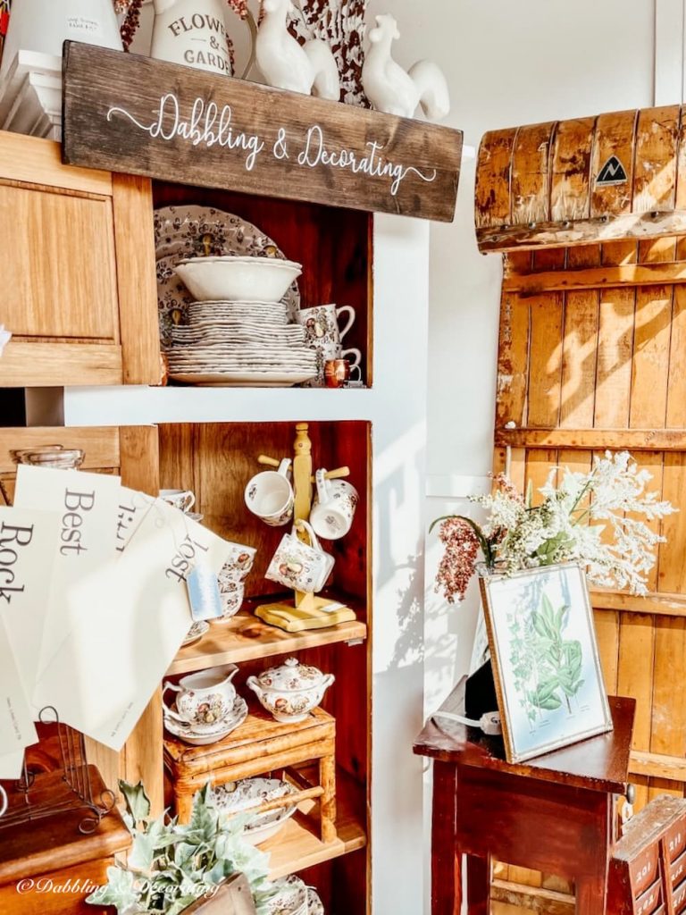 How to Start a Vintage Booth Business