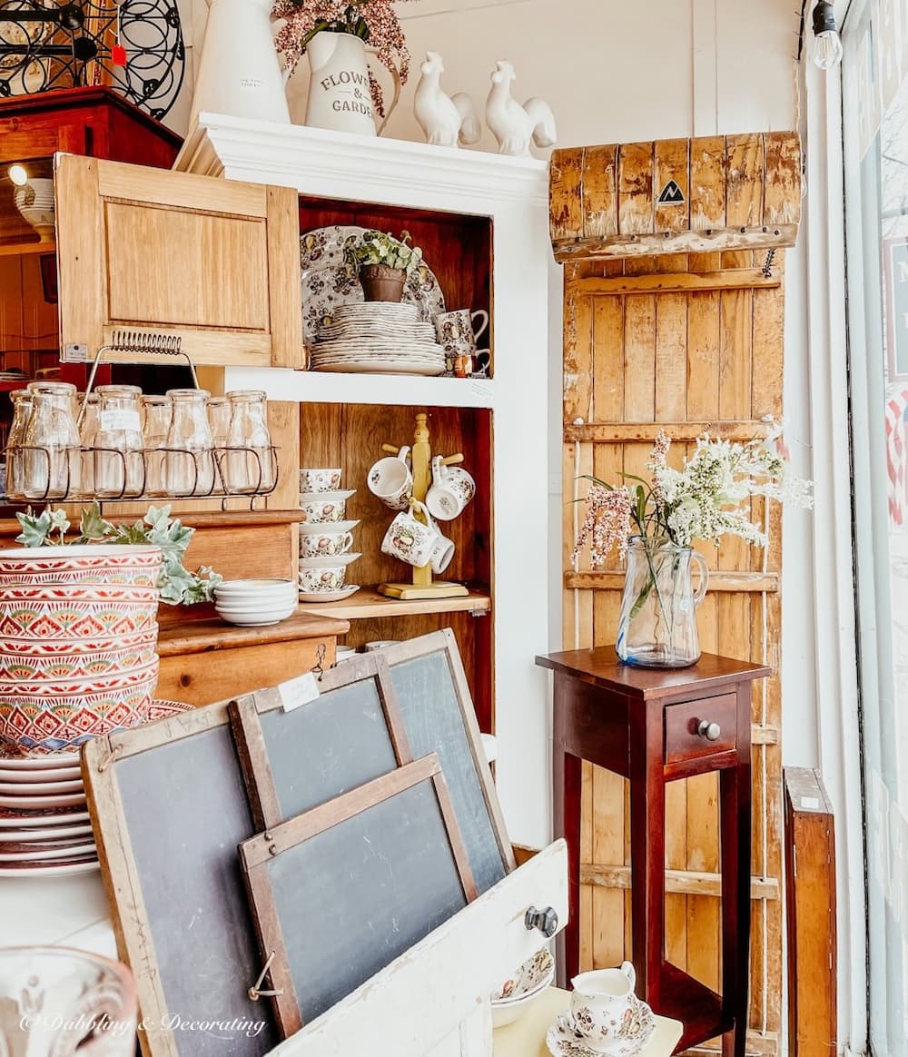 How to Start a Vintage Booth Business