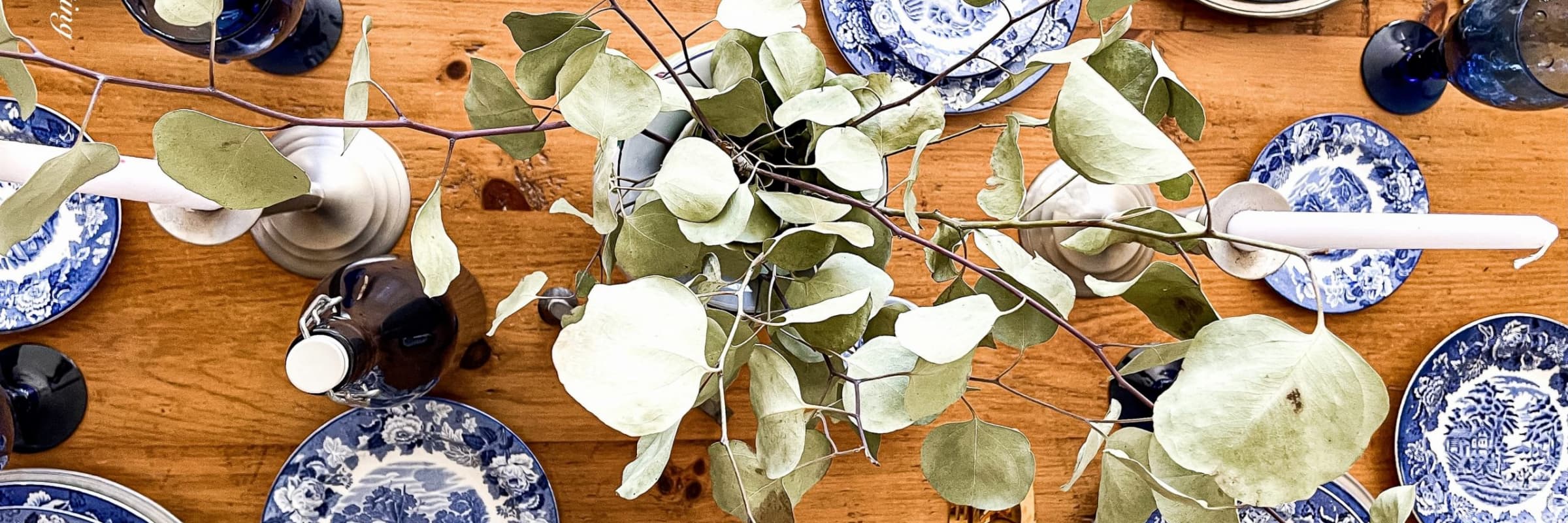 Blue-and-White-Table-1