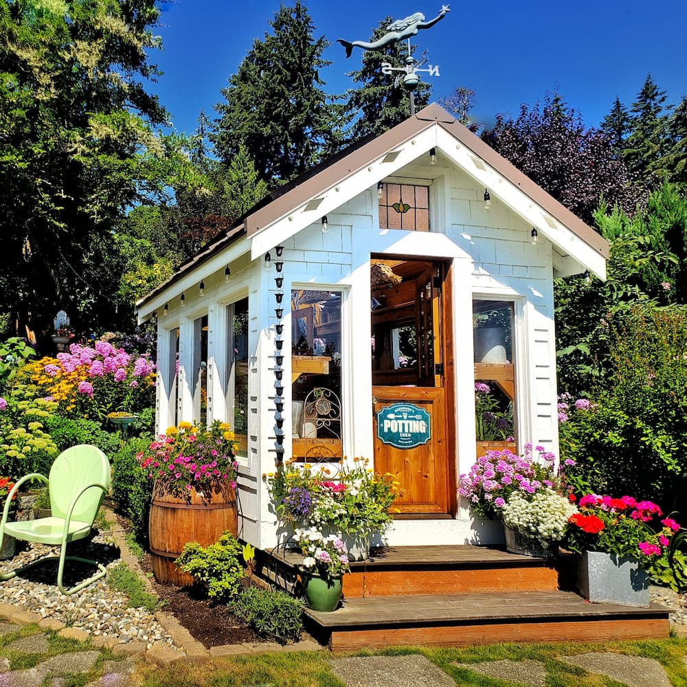 Gorgeous Greenhouses to Swoon Over