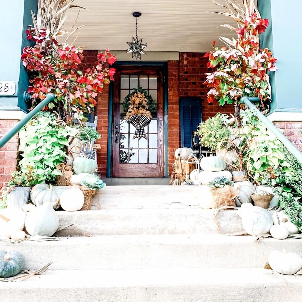 Vintage Styled Fall Porch