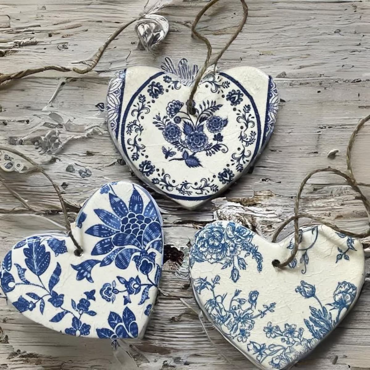 Chinoiserie Heart Ornaments Womens Day Gift Idea