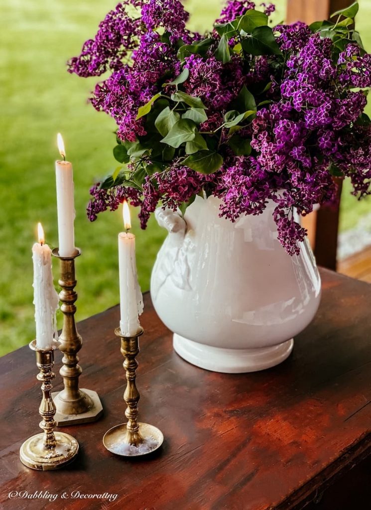 Simple Vintage Americana Porch Table Ideas