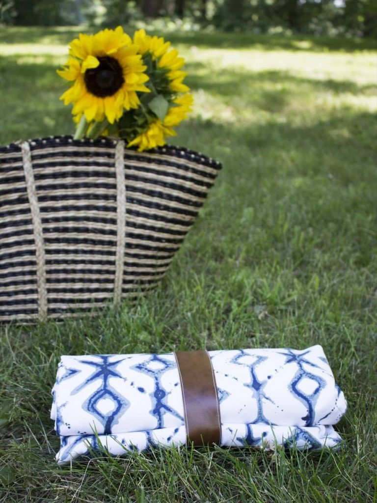 diy waterproof picnic blanket