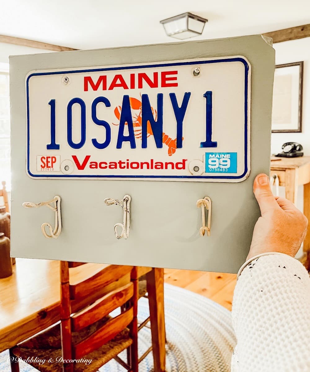 License Plate DIY Hat Rack