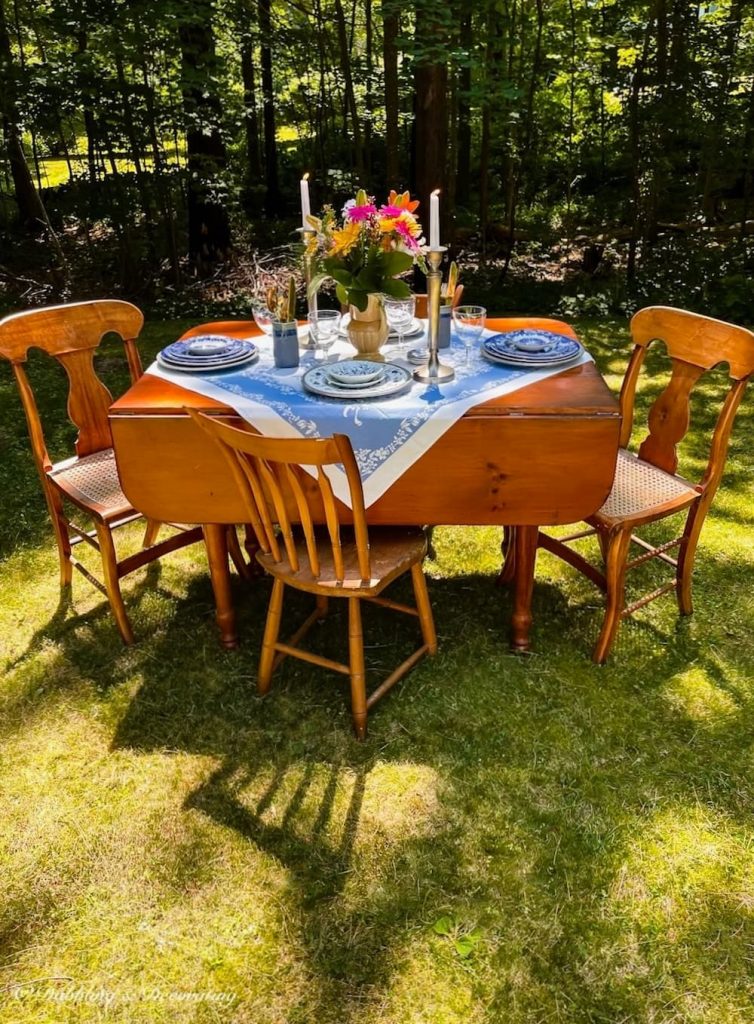 How to Fashionably Bring Your Dining Room Outside This Summer