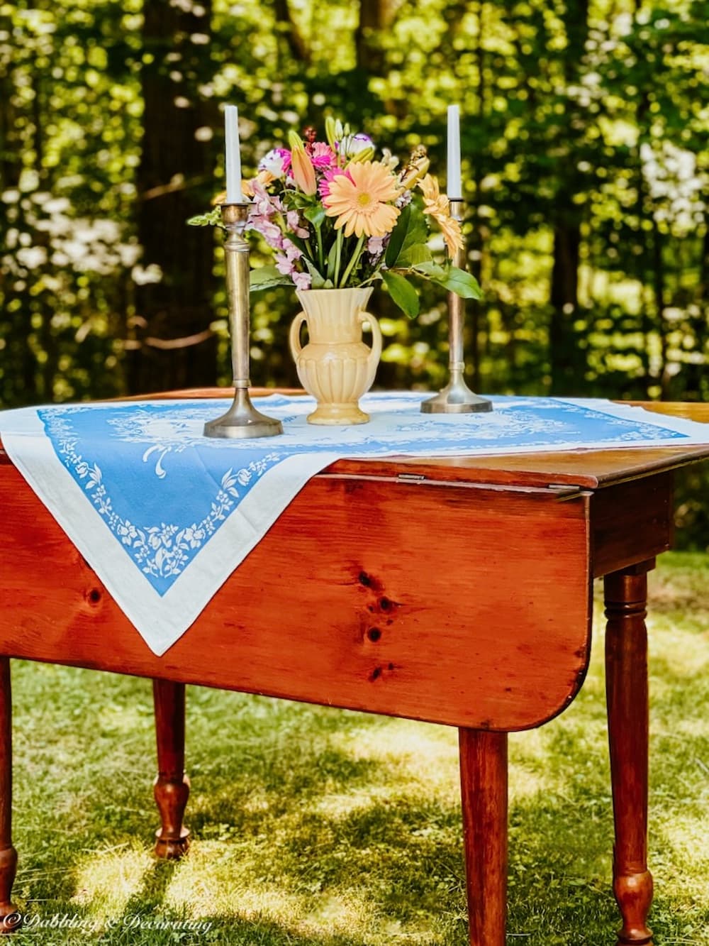 How to Set Up a Cozy Outdoor Dining Room Dabbling & Decorating