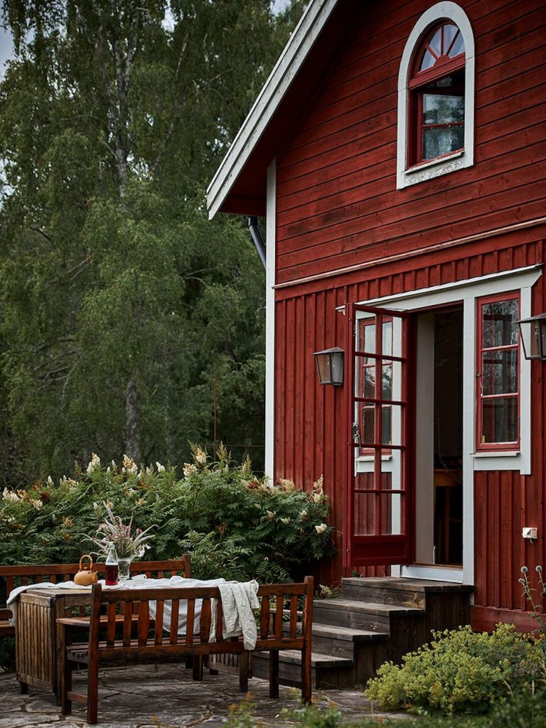 The Traditional Red Scandinavian cottage home