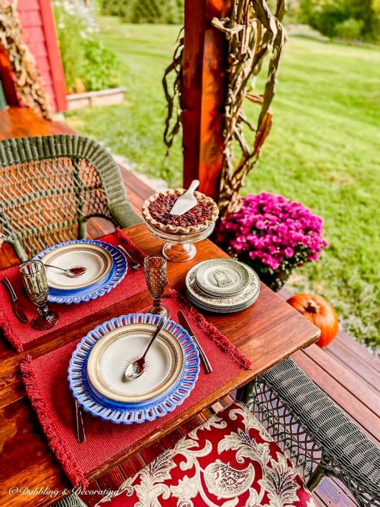 Set the Table with Vintage Autumn Warmth
