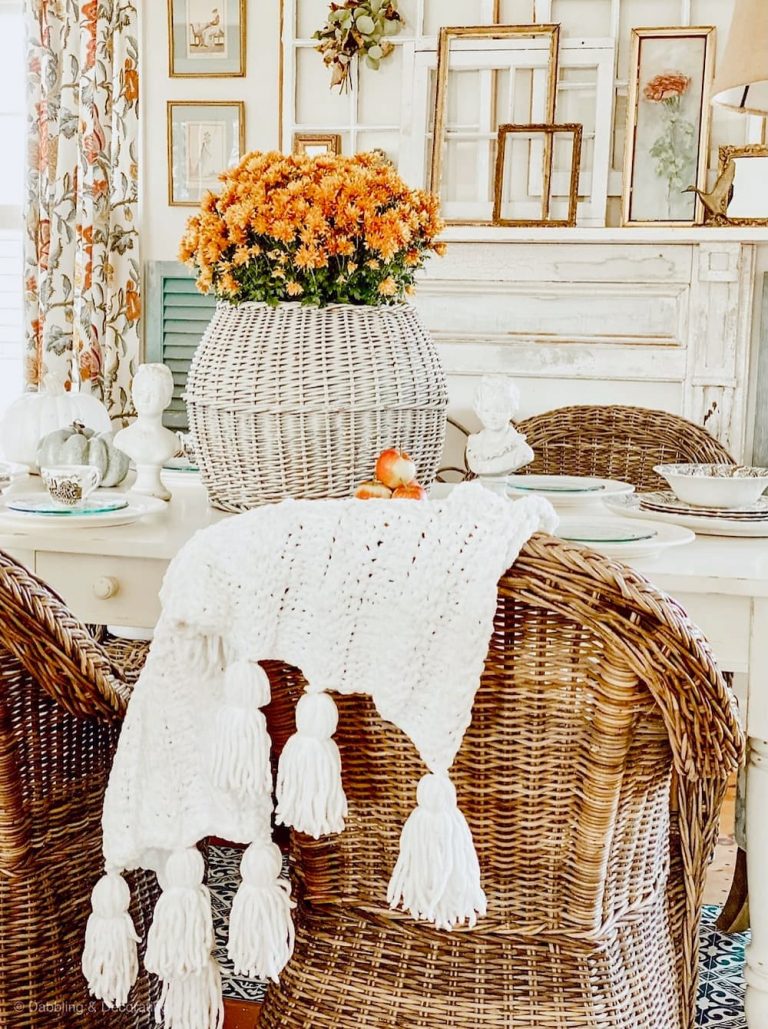15+ Ideas to Make Your Thanksgiving Decorations Joyful