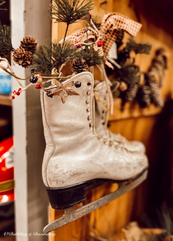 Old Skates decorated in antique Christmas decor.