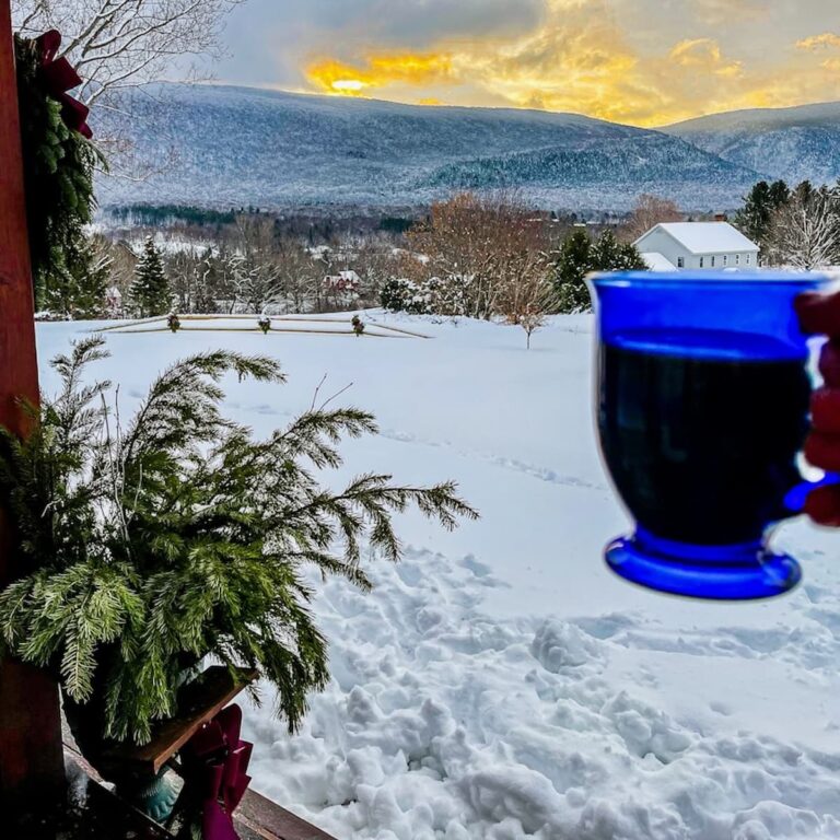 12 Best After Christmas Home Decor Ideas and Tips