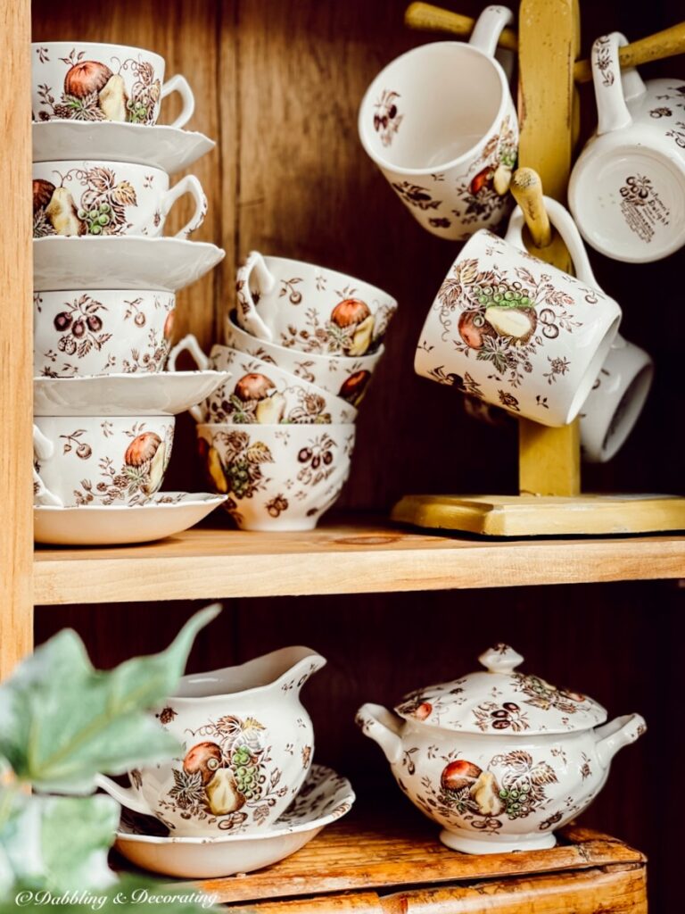 Johnson and Johnson Brothers Autumn's Delight Dish set