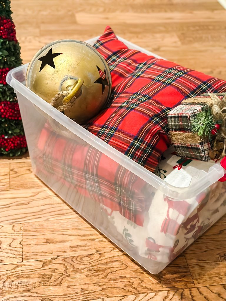 5 Must Haves for Keeping the Holiday Season Organized