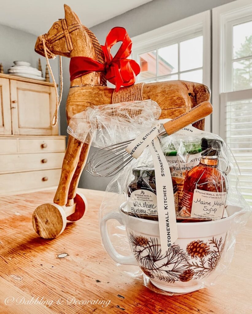 Stonewall Kitchen Basket